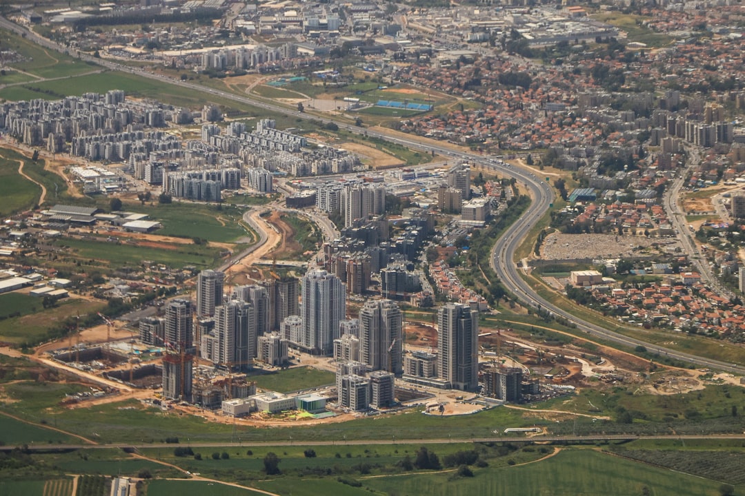 צמיחת ישראל ברבעון הראשון הועדה ל‑3.7% – למרות המלחמה הפעילה